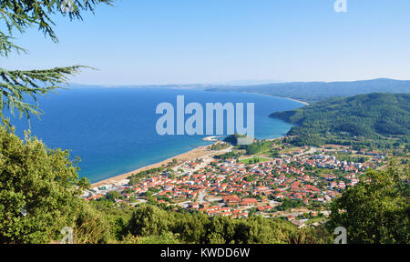 Dorf Stratoni Halkidiki in Griechenland Stockfoto