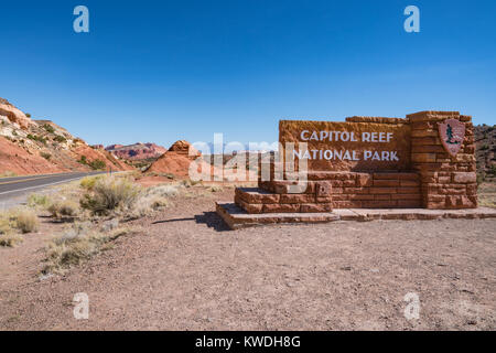 TORREY, UT - Oktober, 16 2017: Am Eingang zum Capitol Reef National Park, Utah Zeichen Stockfoto