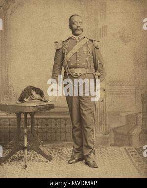 Afrikanische amerikanische Soldat, tragen GAR (Grand Armee der Republik) Medaille. Foto von John Neffe, ein Washington, D.C. Fotograf aktiv von 1880-1895 (BSLOC 2017 20 103) Stockfoto