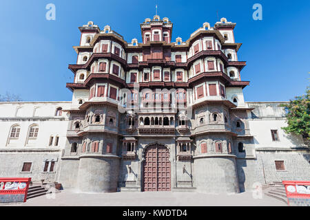 Rajwada ist ein historischer Palast in Indore, Indien Stockfoto
