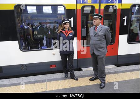 Der Hauptbahnhof von Mailand (Italien), Bahn TiLo, Regionalzüge Tessin - Lombardei (treni Regionali Ticino - Lombardia) Stockfoto