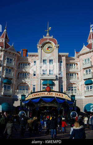 Eintritt zum Disneyland Park Paris, EuroDisney. Disneyland Hotel Stockfoto