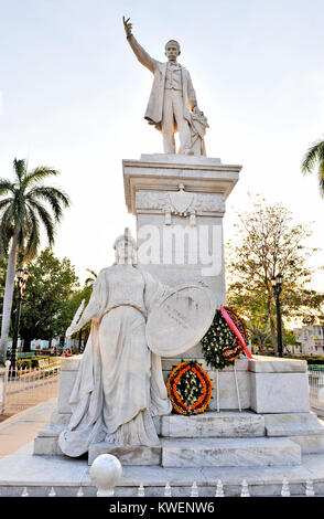 CIENFUEGOS, Kuba, 8. Mai 2009. Die Statue von Jose Marti im zentralen Teil von Cienfuegos, Kuba, am 8. Mai 2009. Stockfoto