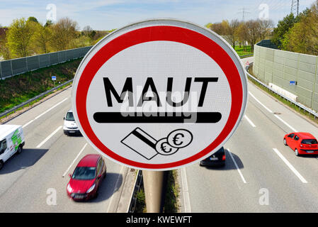 Autobahn und Maut unterzeichnen, symbolische Foto Pkw Pkw-Maut, Autobahn Und Maut-Schild, Symbolfoto PKW-Maut Stockfoto