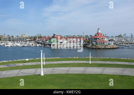 LONG BEACH, CA - 21. FEBRUAR 2015: Shoreline Village. Das Dorf ist ein beliebtes Reiseziel in Südkalifornien mit Restaurants und o Stockfoto