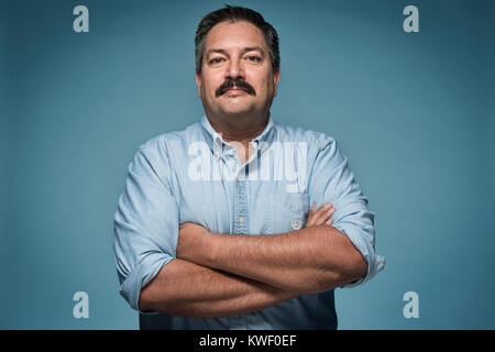 Randy Bryce, der demokratische Kandidat für die Wisconsin 1 Kongreßbezirk. Er ist eine eiserne Arbeiter, Union, und als "das Bügeleisen Stache bekannt." Stockfoto