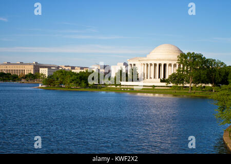 Das Jefferson Memorial ist ein Presidential Memorial in Washington, D.C. zu Thomas Jefferson, die wichtigste der amerikanischen Gründer gewidmet. Stockfoto