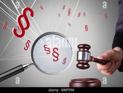 3D Vergrößerungsglas über Court Gavel mit Abschnitt Symbol Symbole Stockfoto