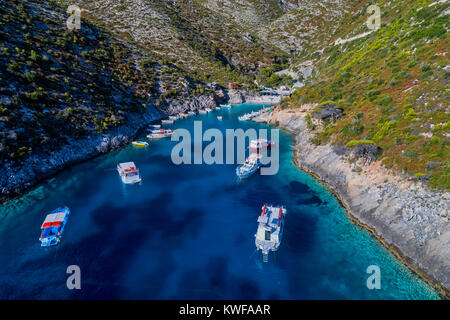 Luftbild mit Drohne über dem Porto Vromi Strand in Zakynthos (Zante) Insel, in Griechenland Stockfoto
