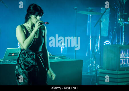 Die iranische Sängerin Sevdaliza führt leben in einer Zeit, in der Red Bull Music Academy in DR Koncerthuset in Kopenhagen. Dänemark, 11/03 2016. Stockfoto