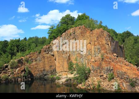 Verlassenen Steinbruch in Konigshain Stockfoto