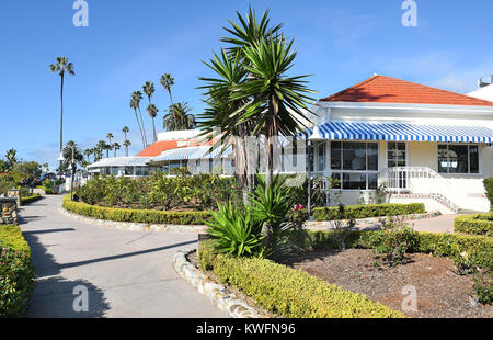 LAGUNA Beach, Kalifornien - 6. JANUAR 2017: Las Brisas Restaurant. Aussicht auf den Pazifischen Ozean, eine Terrasse und einen mexikanischen Meeresfrüchte sind das Restaurant Stockfoto