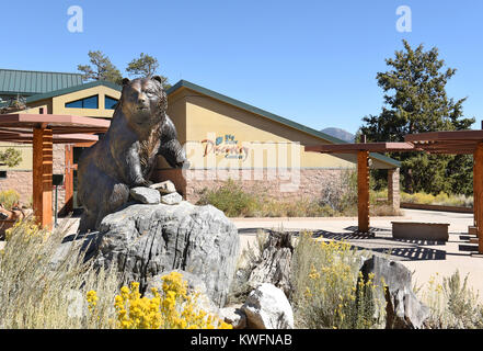 FAWNSKIN, Kalifornien - 25. SEPTEMBER 2016: Big Bear Discovery Center. Die Discovery Centre ist ein Bildungszentrum im San Bernardino National Für Stockfoto