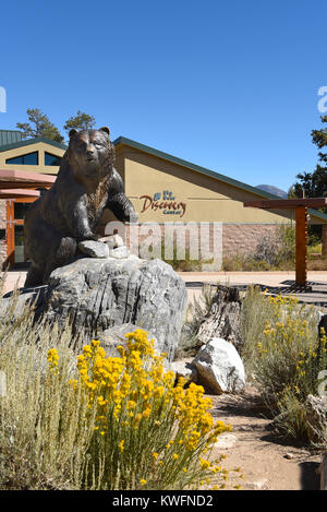 FAWNSKIN, Kalifornien - 25. SEPTEMBER 2016: Big Bear Discovery Center. Die Discovery Centre ist ein Bildungszentrum im San Bernardino National Für Stockfoto