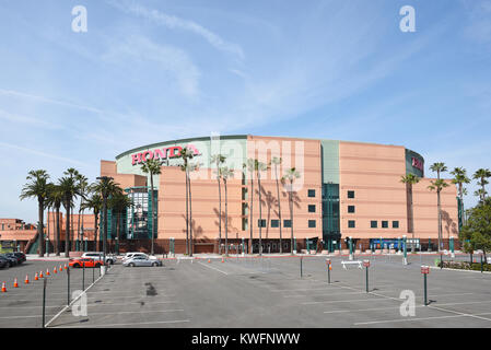 ANAHEIM, Ca, 17. MÄRZ 2017: im Honda Center in Anaheim, Kalifornien. Die Arena ist die Heimat der Anaheim Ducks in der National Hockey League und die Los Stockfoto