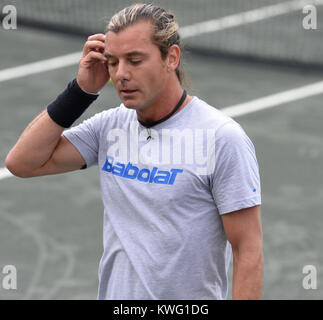 BOCA RATON, FL - 15. NOVEMBER: Gavin Rossdale beteiligt sich an 2013 Chris Evert Tennis Pro-Celebrity Klassiker an der Boca Raton Resort am 15. November 2013 in Boca Raton, Florida. Personen: Gavin Rossdale Stockfoto