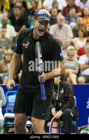 LAKE BUENA VISTA, FL - 17. NOVEMBER: Andy Roddick nehmen an der 2013 Mylan WTT Smash Hits am 17. November 2013 auf der ESPN weite Welt des Sports Complex in Lake Buena Vista, Florida Personen: Andy Roddick Stockfoto