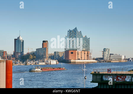 Elbphilharmonie, Konzertsaal von den Architekten Herzog und de Meuron an der Elbe, HafenCity, Hamburg, Deutschland. Stockfoto