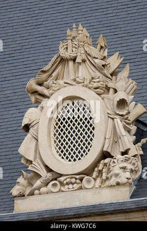 Vent im Dach von Les Invalides, Paris, Frankreich Stockfoto