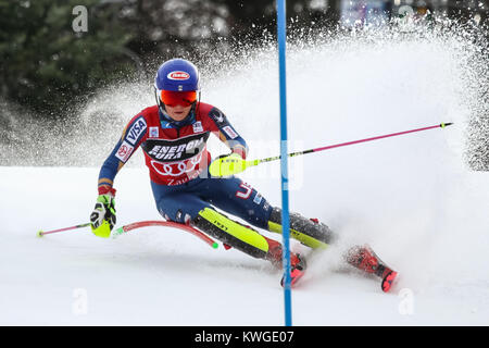 Zagreb, Kroatien. 03 Jan, 2018. Shiffrin Mikaela der USA in der Audi FIS Alpine Ski World Cup Frauen Slalom, Snow Queen Trophy 2018 in Zagreb, Kroatien. Credit: Goran Jakuš/Alamy leben Nachrichten Stockfoto