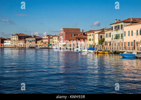 Die malerische Insel Murano, berühmt für seine Glasherstellung in der Lagune von Venedig an der Adria Küste Stockfoto