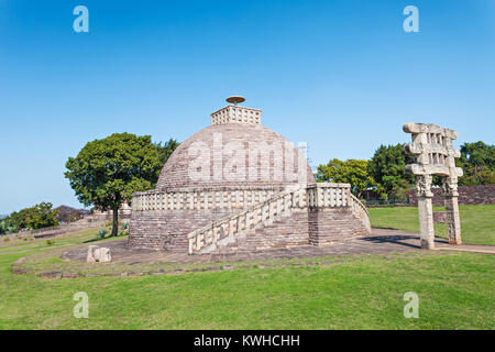 Sanchi Stupa befindet sich am Sanchi Stadt, Staat Madhya Pradesh in Indien Stockfoto