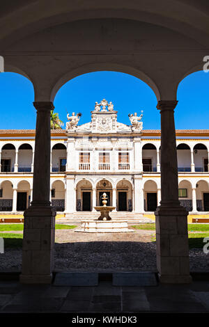 Die Universität von Evora, die zweitälteste in Portugal, wurde im 16. Jahrhundert von Kardinal Infante Dom Henrique gegründet wurde sie an die Socie geliefert Stockfoto