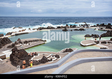 Lava pools in Porto Moniz, Insel Madeira, Portugal Stockfoto