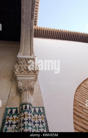 Maurischen Palast Alhambra islamische Architektur Mosaik-details in Granada, Andalusien, Spanien Stockfoto