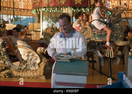 Wonder Wheel ist ein 2017 amerikanischen Periode Drama Film geschrieben und von Woody Allen. Es stars Kate Winslet, Jim Belushi, Juno Temple, und Justin Timberlake. Dieses Foto ist nur für den redaktionellen Gebrauch bestimmt und unterliegen dem Copyright der Film Company und/oder der Fotograf durch den Film oder die Produktion Firma zugewiesen und kann nur reproduziert durch Veröffentlichungen im Zusammenhang mit der Förderung der oben genannten Film. Eine obligatorische Gutschrift auf dem Film Firma ist erforderlich. Der Fotograf sollte auch angerechnet werden, wenn bekannt. Stockfoto