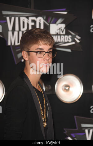 LOS ANGELES, Ca - 28. August: Justin Bieber kommt an der 2011 MTV Video Music Awards bei Nokia Theatre L.A. Am 28. August in Los Angeles, Kalifornien 2011 leben. Personen: Justin Bieber Stockfoto