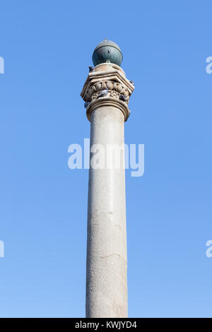 Venezianische Spalte. Die Venezianische Spalte in Sarayonu Square (Atatürk Platz) in Nikosia in der Türkischen Republik Nordzypern. Stockfoto