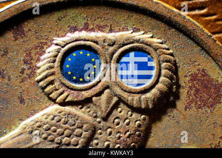 Griechische Drachme Münze mit den Flaggen der EU und Griechenland, griechischen Drachme - M?nze mit Fahnen von EU und Spanien Stockfoto