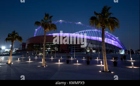 Doha, Katar. Am 4. Januar, 2018. Eine Außenansicht des Khalifa International Stadium in Doha, Katar, 4. Januar 2018. Die Endrunde der Fußball-WM wird in Katar im Jahre 2022 statt. Credit: Sven Hoppe/dpa/Alamy leben Nachrichten Stockfoto