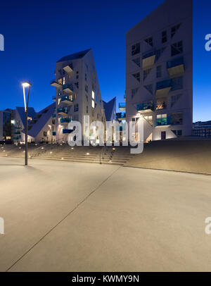 AARHUS, Dänemark - 9. AUGUST 2016: Blick von externen Der Isbjerget Aarhus, Wohnhaus im Aarhus Docklands Nachbarschaft, es ist situieren Stockfoto