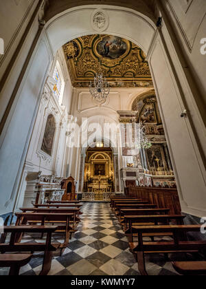 Innenraum der Dom von Amalfi entfernt. Die Kathedrale an der monumentalen Komplex des Hl. Andreas in Amalfi, Italien. Stockfoto