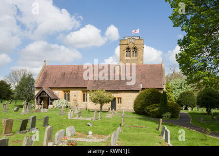 Heilige Dreifaltigkeit und St. Thomas von Canterbury Kirche, Ettington, Warwickshire, England, Vereinigtes Königreich Stockfoto