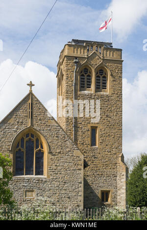 Heilige Dreifaltigkeit und St. Thomas von Canterbury Kirche, Ettington, Warwickshire, England, Vereinigtes Königreich Stockfoto