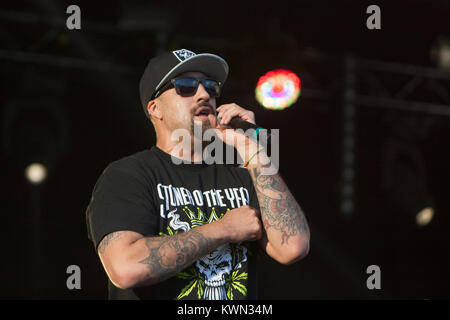 Die amerikanischen Hip Hop Gruppe Cypress Hill führt ein Live Konzert in der Britischen Musik Festival Lovebox 2015 in London. Hier rapper B-Real dargestellt wird live auf der Bühne. Vereinigtes Königreich, 17/07 2015. Stockfoto