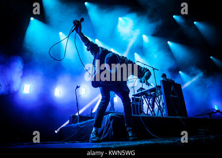 Dänemark, Skanderborg - August 11, 2017. Die dänische Sängerin, Songwriter und Musiker Alex Vargas führt ein Live Konzert während der dänischen Musik Festival SmukFest 2017. Stockfoto