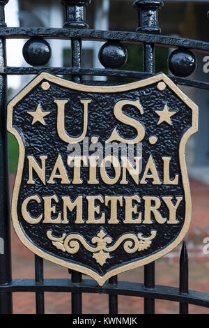 US National Friedhof (Generika) Schild am Eingang des Antietam National Cemetery, Sharpsburg, Maryland, USA. Dedizierte September 17, 1867. Stockfoto