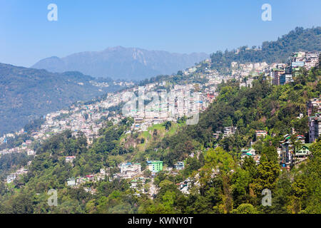 Gangtok Stadt Antenne Panoramablick von der Seilbahn im indischen Bundesstaat Sikkim, Indien Stockfoto