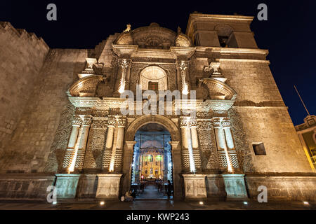 Jesuitenkirche der Gesellschaft Jesu (Iglesia de la Compañía) in Arequipa, Peru Stockfoto