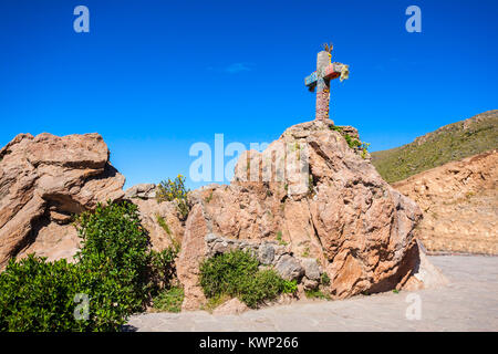 Cruz Del Condor Denkmal, Colca Canyon, Peru Stockfoto