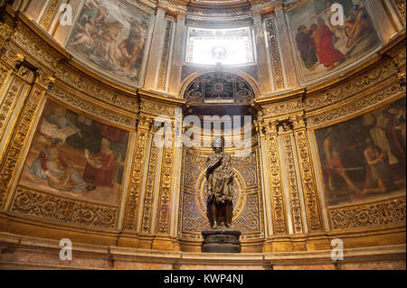 Der hl. Johannes der Täufer Statue von Donatello in der Cappella di San Giovanni Battista (Kapelle des Heiligen Johannes der Täufer) in romanischen und italienischen Gotik Ca Stockfoto