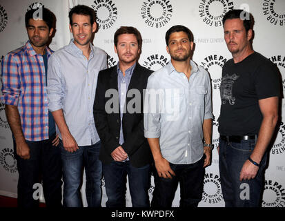 NEW YORK, NY - 20. Juli: Schauspieler Adrian Grenier, Kevin Connolly, Produzent Doug Ellin, Jerry Ferrera und Kevin Dillon an einem Abend mit 'Entourage' an der Paley Center für Medien am 20. Juli 2011 in New York City. Menschen: von Entourage Cast Stockfoto