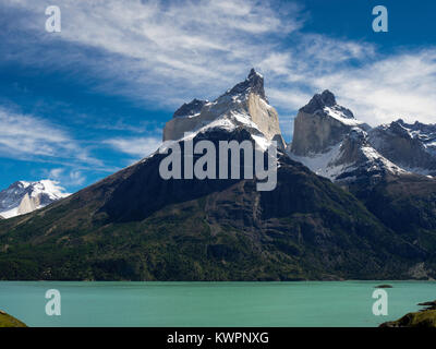 Blick auf majestätische Cuerno Principal und Torres del Paine Nationalpark, Chile. Stockfoto