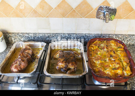 Fächer der Lebensmittel in Backofen Container für einen Urlaub Mittagessen Stockfoto