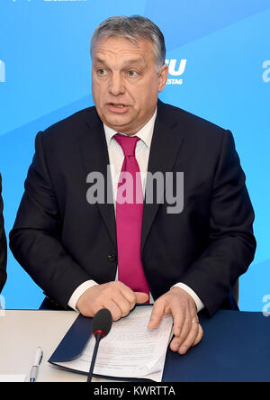 Seeon, Deutschland. 5 Jan, 2018. Ungarns Ministerpräsident Viktor Orban nimmt an den Winter Konferenz der Christlich Sozialen Union (CSU) in Seeon, Deutschland, am 5. Januar 2018. Credit: Andreas Gebert/dpa/Alamy leben Nachrichten Stockfoto