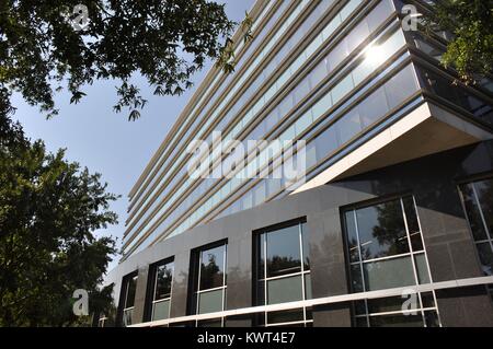 Hauptgebäude Fassade am Hauptsitz der Credit Bureau Equifax in der Innenstadt von Atlanta, Georgia, 20. September 2017. Im September 2017, eine Verletzung der Datensicherheit bei Equifax ausgesetzt die persönlichen Daten von Tausenden von Kunden. Stockfoto